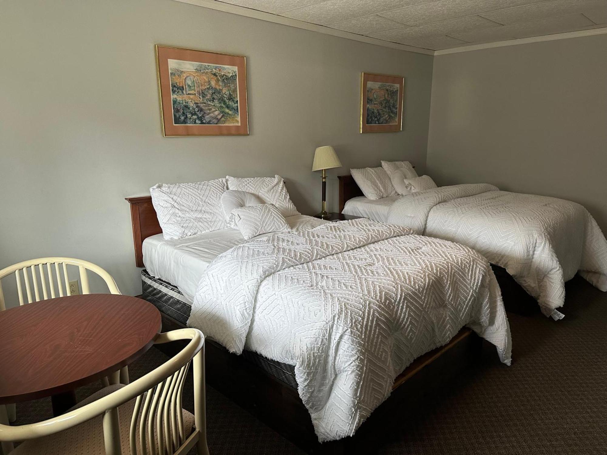 Economy Inn Alfred Bagian luar foto